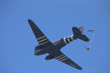 Historic Jumps - the Hotspur bottles with unusual airborne service